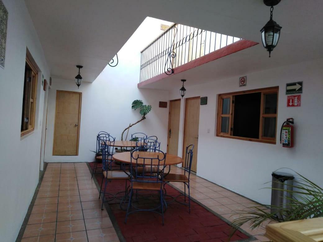 Hotel Casa Santiago San Cristóbal de Las Casas Buitenkant foto